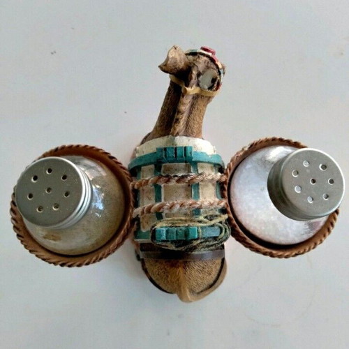 Handmade donkey salt and pepper shaker like new, vintage