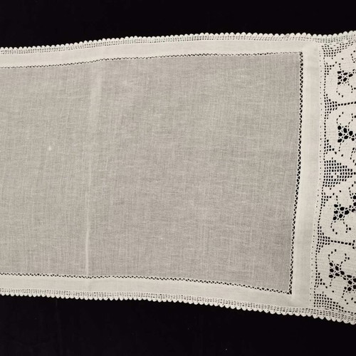 Handmade crochet embroidery like new