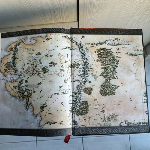 Middle Earth Strategy Battle Game Rules Manual like new