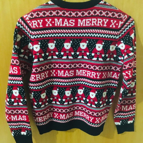 Christmas knitted sweater unused for boys 8-10 years