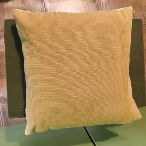 Vintage hand-embroidered pillow used from the 80s 28x28cm