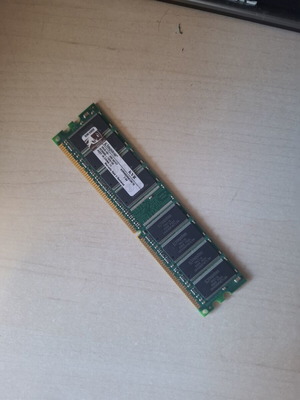 Kingston ValueRAM 1GB DDR1 400MHz like new