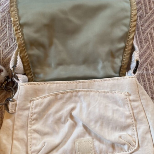 Kipling small crossbody bag used, beige with keychain