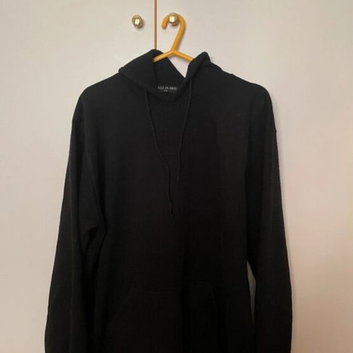 Black hoodie like new, large size, warm