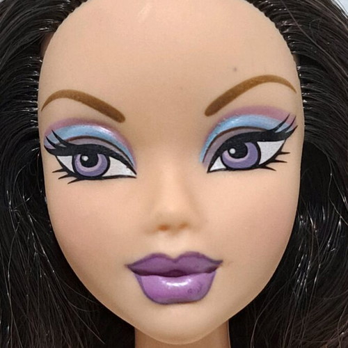 My Scene Shopping Spree Nolee doll used with flaws