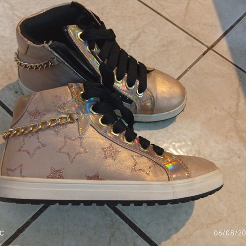 Girls' shoes like new, size 35