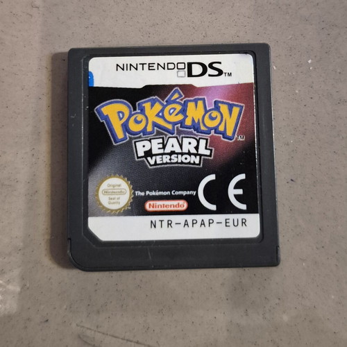 Nintendo DS (fat) console used with 7 games, carrying case and charger