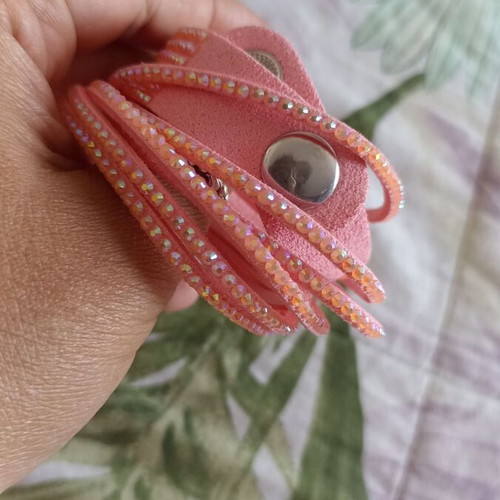 Pink bracelet new with rhinestones