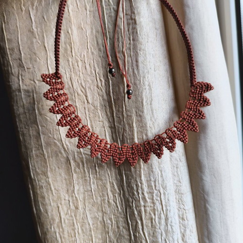 Macrame brown necklace new
