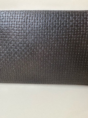 Wallet like new with multiple compartments