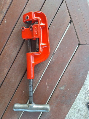 Virax 21012 Κόφτης σωλήνων σαν καινούργιο, κοπή 1/2" έως 2" σιδηροσωλήνες