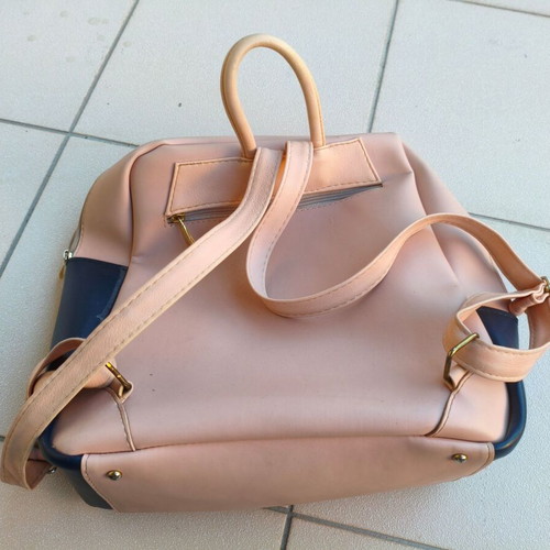 Veta tricolor backpack like new, blue and white