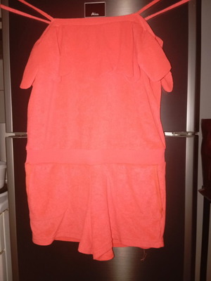 One-piece beach shorts like new