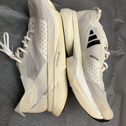 Adidas Adizero Pro 3 running shoes size 44.5, white