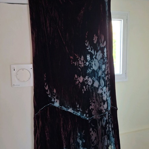 Sandro velvet airy skirt like new