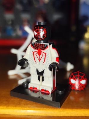 Miles Morales T.R.A.C.K Suit minifigure like new