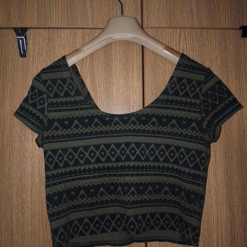Tally Weijl crop top khaki with ethnic Aztec print like new, size M