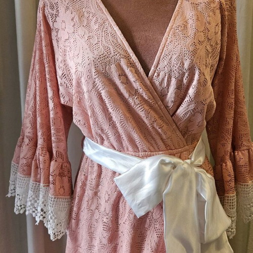 Bibibo pink salmon lace dress like new, size L/40/12
