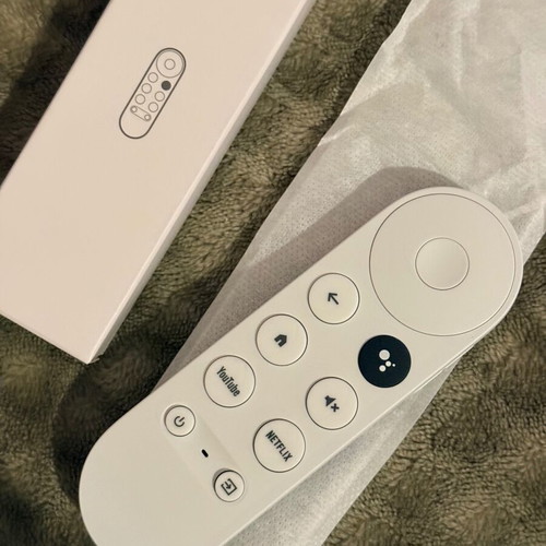 Authentic Google Chromecast 4th Gen remote like new, HD & 4K