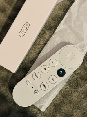 Authentic Google Chromecast 4th Gen remote like new, HD & 4K