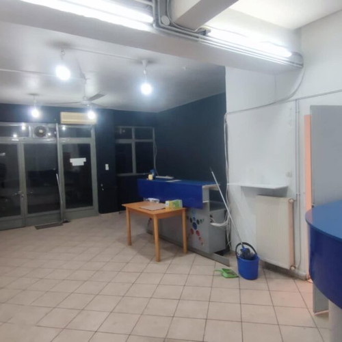 Commercial space 60 sqm in Almyros Magnesia near center