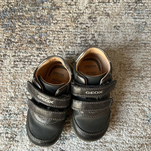 Geox children's shoes used, dark gray with small flowers