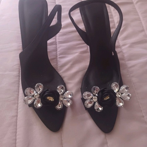 Evening sandals new size 38 with large stones and flower black