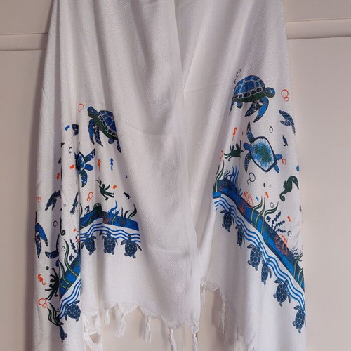 Large scarf-pareo white and blue like new, 172x0.95 cm