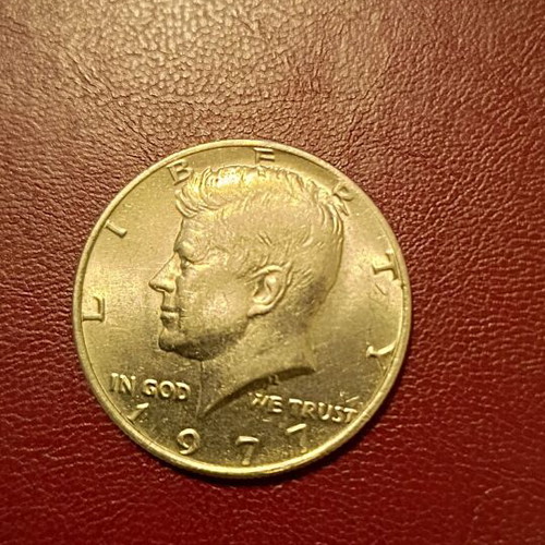 USA Kennedy half dollar 1977 like new