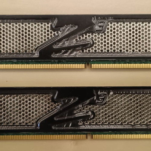 OCZ Obsidian Series 4GB DDR3 RAM memories like new