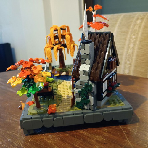 Lego Autumn Cottage Garden used, detailed fall landscape set