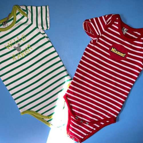 Baby bodysuits used, pack of 2 for 9-month-old boy