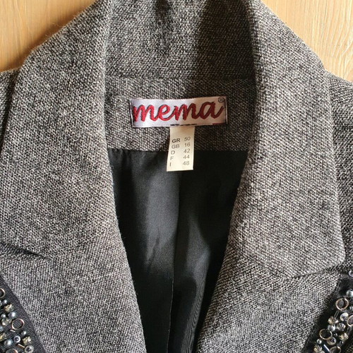 Tayier skirt and jacket set grey like new, size 14