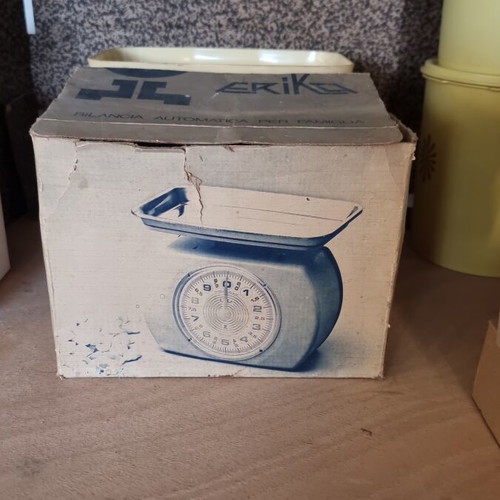 Laica Erika Vintage 1970s Italian Kitchen Scale like new with original box