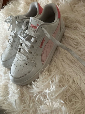 Puma athletic shoes used, white with pink, size 37