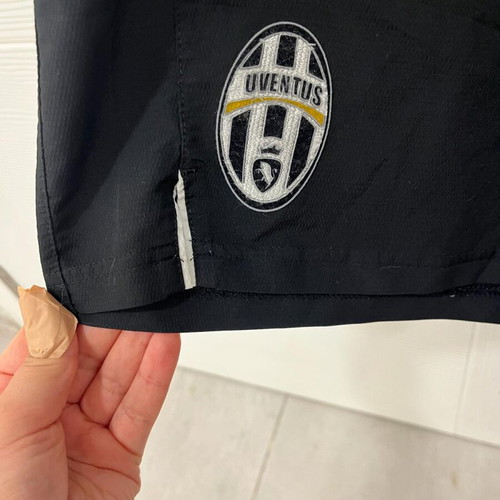 Juventus F.C. Nike men's shorts used, size small, vintage 90s 00s
