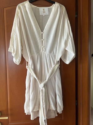 We Coss one-piece shorts like new, size M