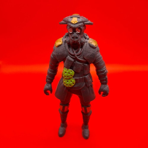 Bloodhound Apex Legends figure used, 11 cm tall