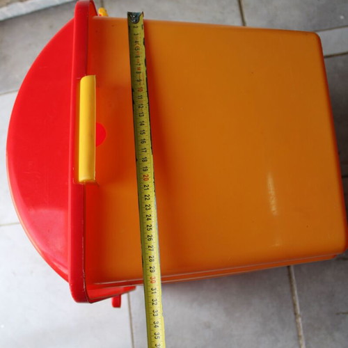 Plastic toy storage chest like new