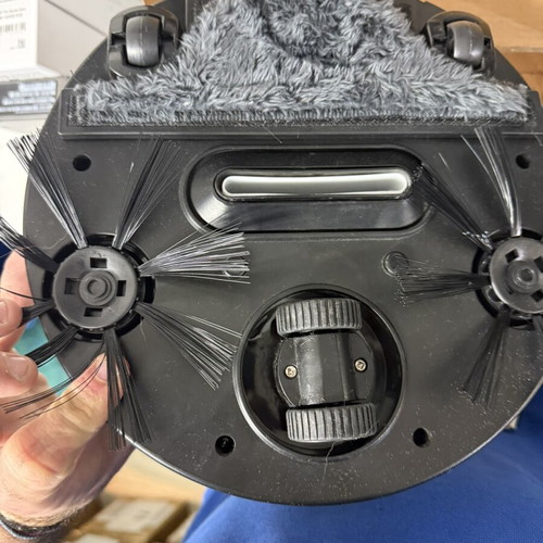 Smart Vacuum Cleaner like new, battery may need replacement