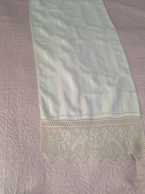 Handmade beige table runner in linen fabric with crochet edges, new