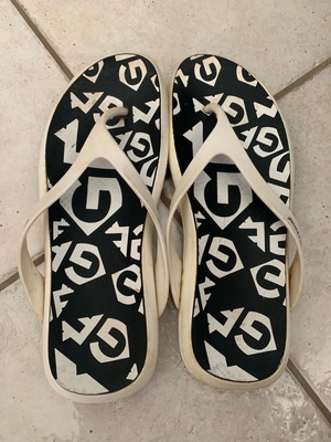 GF Ferre flip flops used, women's size 41