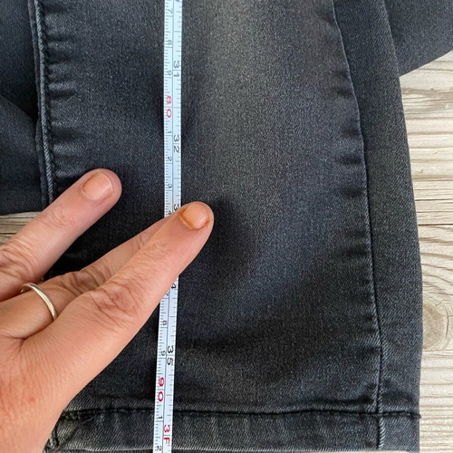 Stradivarius Black Elastic Jeans Like New, Size M to L