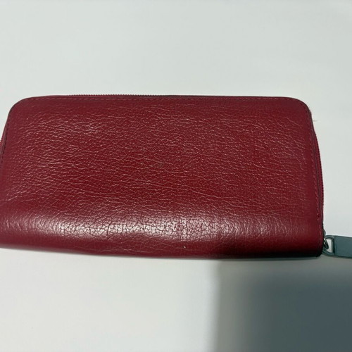 Kem wallet used, red