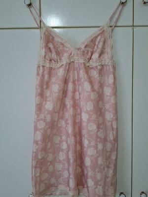Νυχτικιά σατινέ Esmara σαν καινούργιο, ροζ με δαντέλα, μέγεθος M