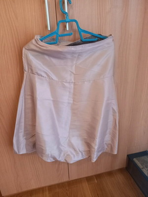 Women's taffeta skirt knee-length like new, pink