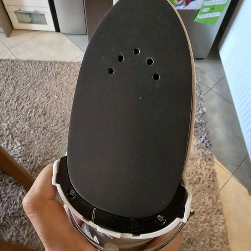 Handheld steam iron new, convenient for travel