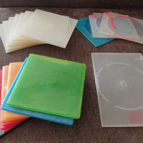Hard cases for CD/DVD used, pack of 19 pieces