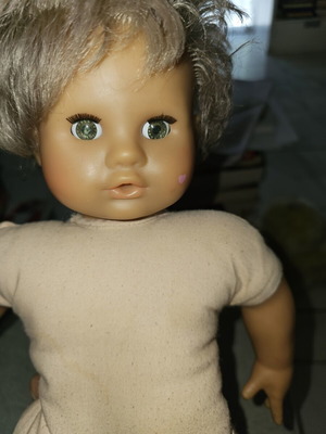 Mattel Talking Doll 1995 used with electronic mechanism and pink heart