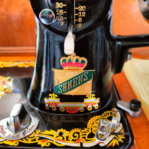 Shmens sewing machine like new, used